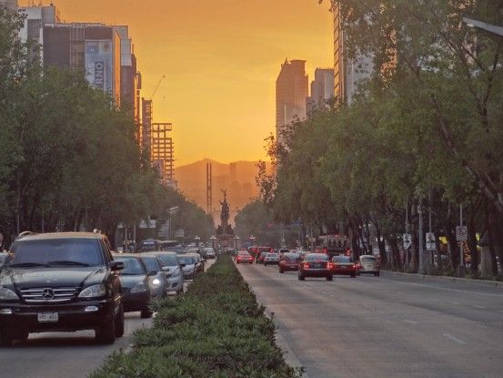 Voile de pollution sur Mexico City photo blog voyage tour du monde travel https://yoytourdumonde.fr