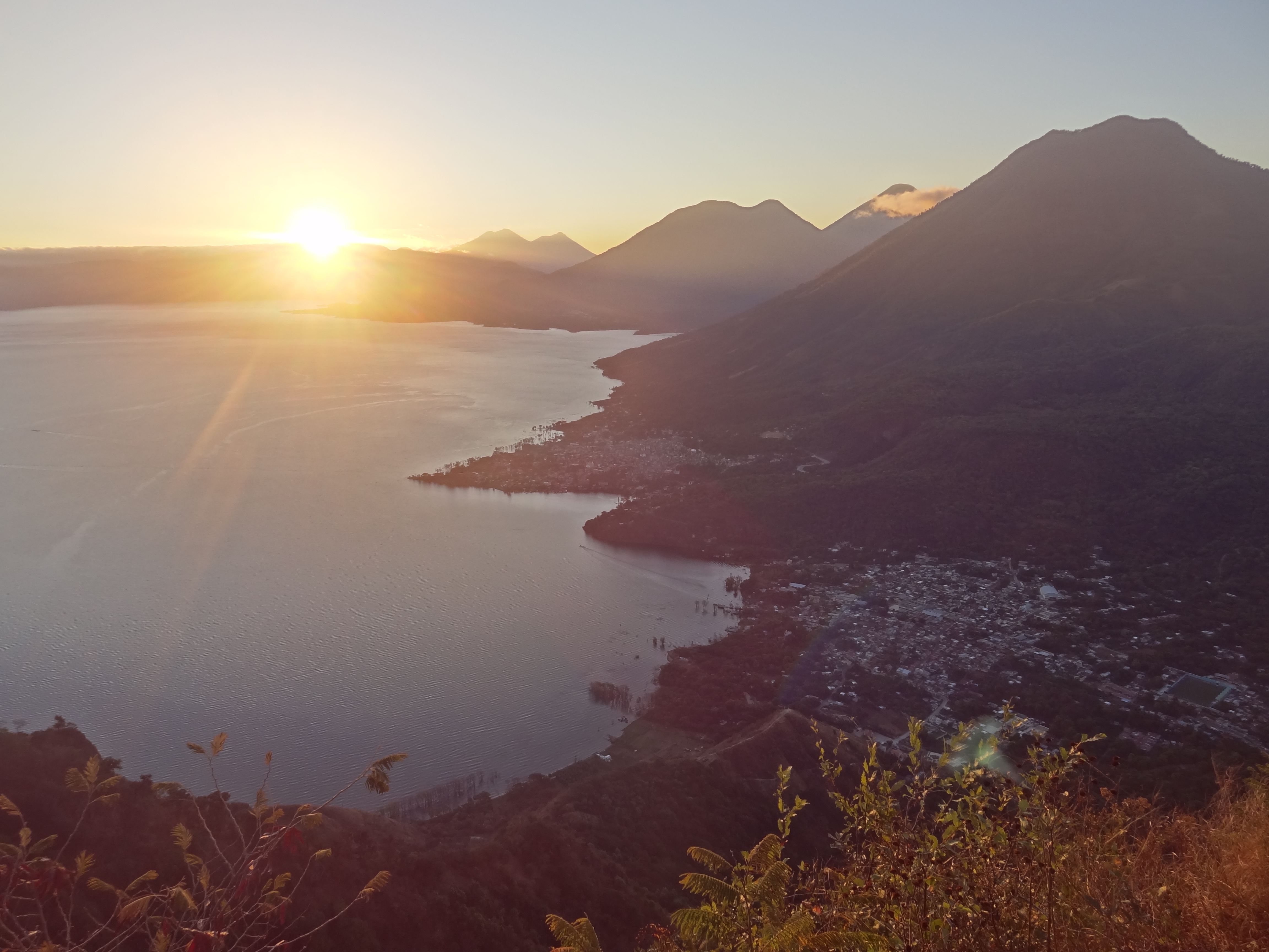 Guatemala- Lac Atitlan: Premiere photo de la journée