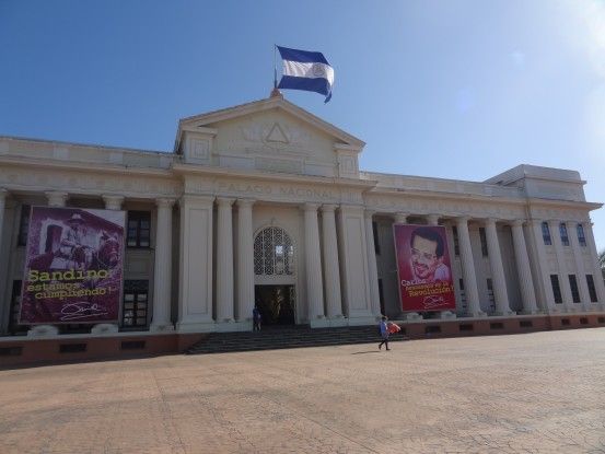 L'ancien palais présidentielle à Managua photo blog voyage tour du monde travel https://yoytourdumonde.fr