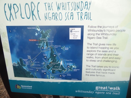 Autralie- Queensland: Pour comprendre l'archipel des Whitsunday, rien de mieux que cette carte... Donc nous allons traverse 3 iles avec le bateau...