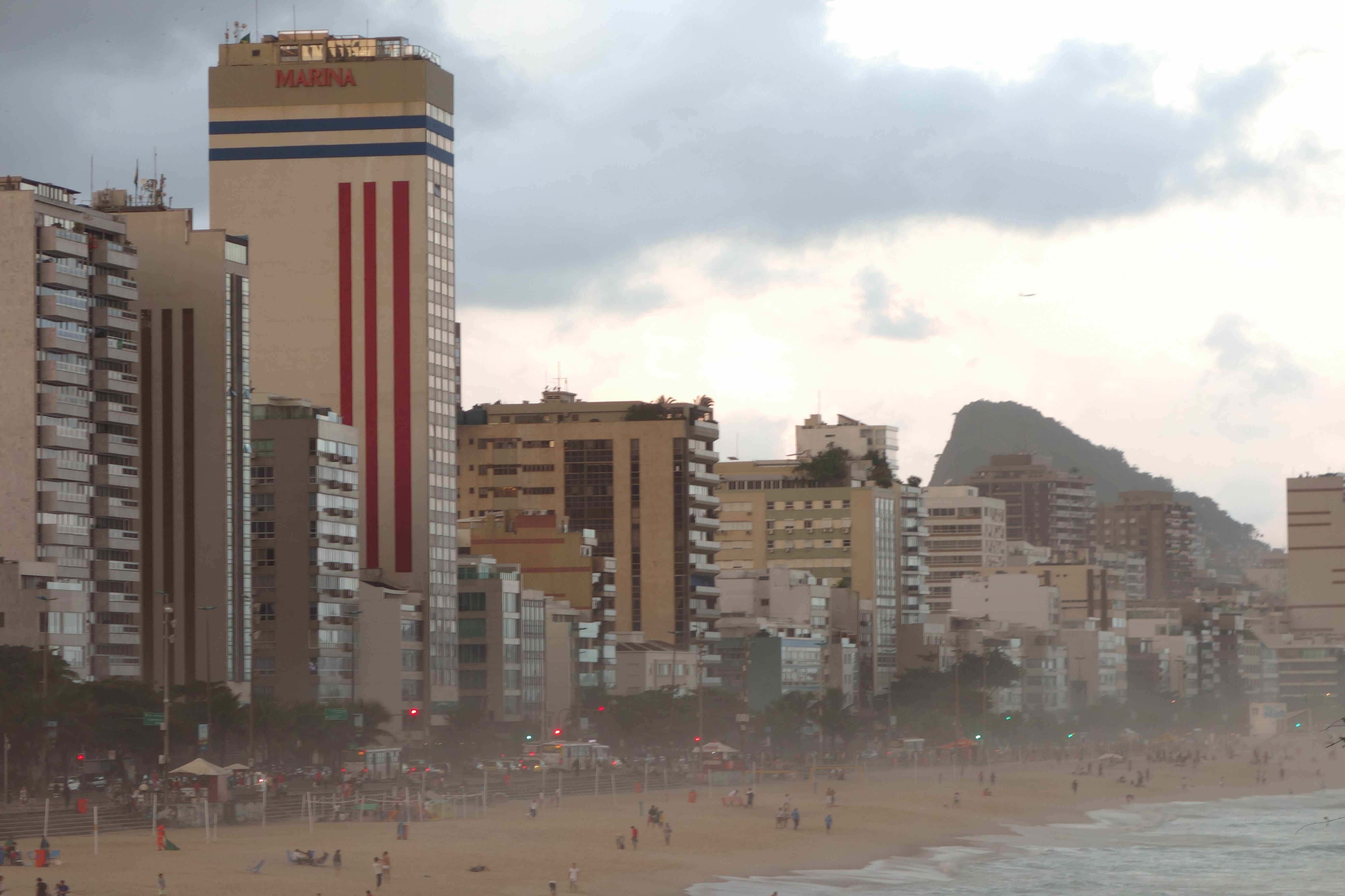 Plage de Rio de Janeiro photo blog voyage tour du monde travel https://yoytourdumonde.fr