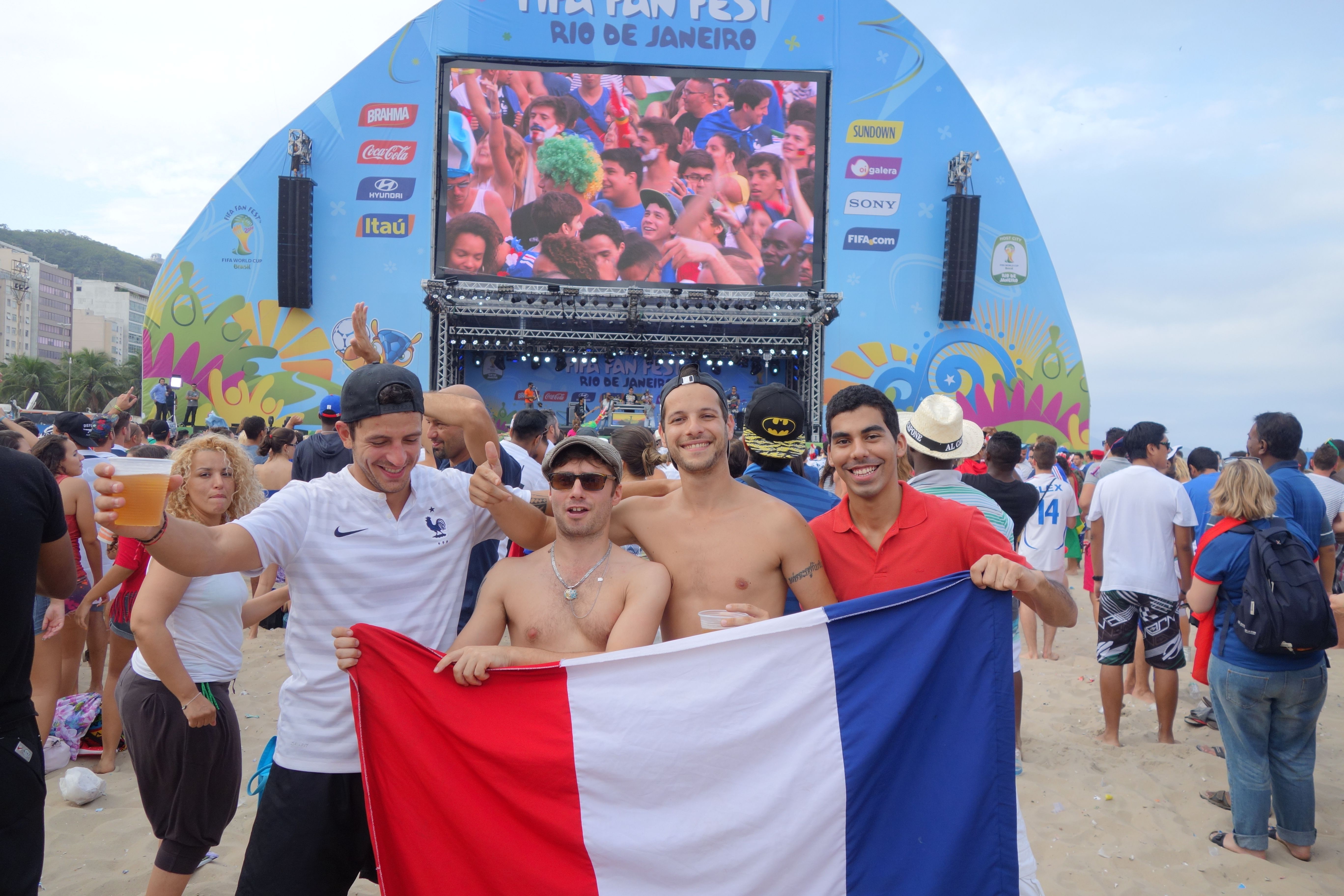 Coupe du Monde de Football: France-Nigeria au Fifa Fan Fest de Copacabana.