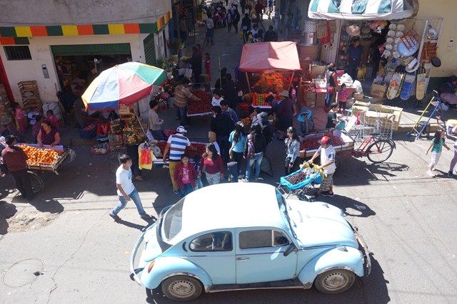 Perou-Huaraz: Le marche de Huaraz ou plutot l'un des marché car la ville en compte 3. C'est donc ici avant et apres mes visites que je passais mon temps.