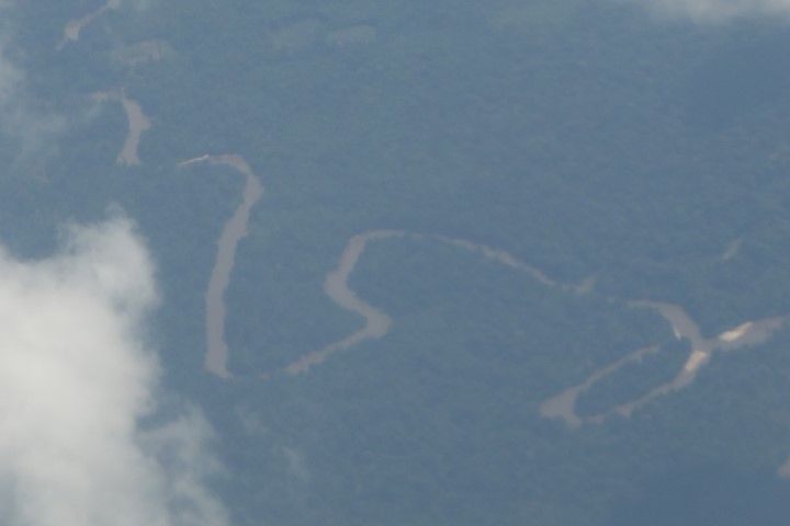 Perou- Amazonie: Decouverte de la région vue du ciel.