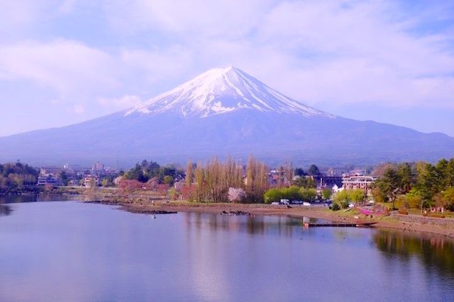 C'est sur le lac Kawaguchi ko que j'ai pu prendre mes plus belles photos du Mont Fuji. Photo tour du monde japon http://yoytourdumonde.fr