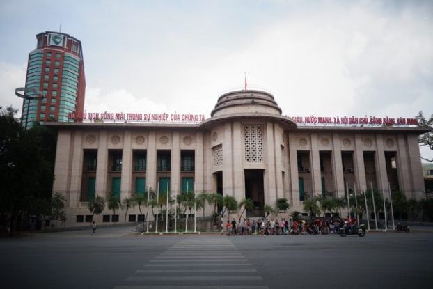 Hanoi- Vietnam: La gare d'Hanoi est typiquement de style communiste au niveau de l'architecture.