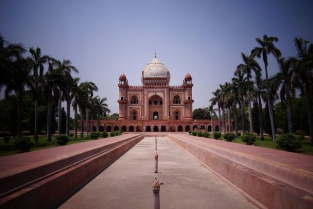 Safdarjung Tomb à New Delhi est un superbe endroit qu'il faut visiter photo blog voyage tour du monde http://yotourdumonde.fr