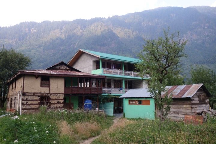 inde-india-travel-voyage-guest-house-apple-view-manali