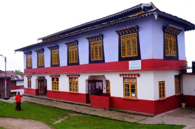 Monastere tibétain du coté de Rabdentse au Sikkim. Photo voyage tour du monde https://yoytourdumonde.fr
