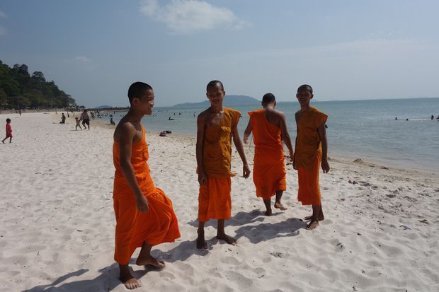 kep-cambodge-travelling-voyage-plage-bouddha-bouddhisme-moine