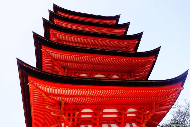 La pagode Gojuno To à Miyajima photo blog voyage tour du monde https://yoytourdumonde.fr